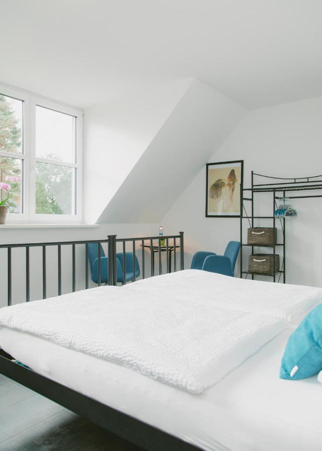 Gaestehaus Vigliarolo Gewerblich Jedes Zimmer Eigenes Bad Gemeinschaftskueche Elmshorn Eksteriør billede